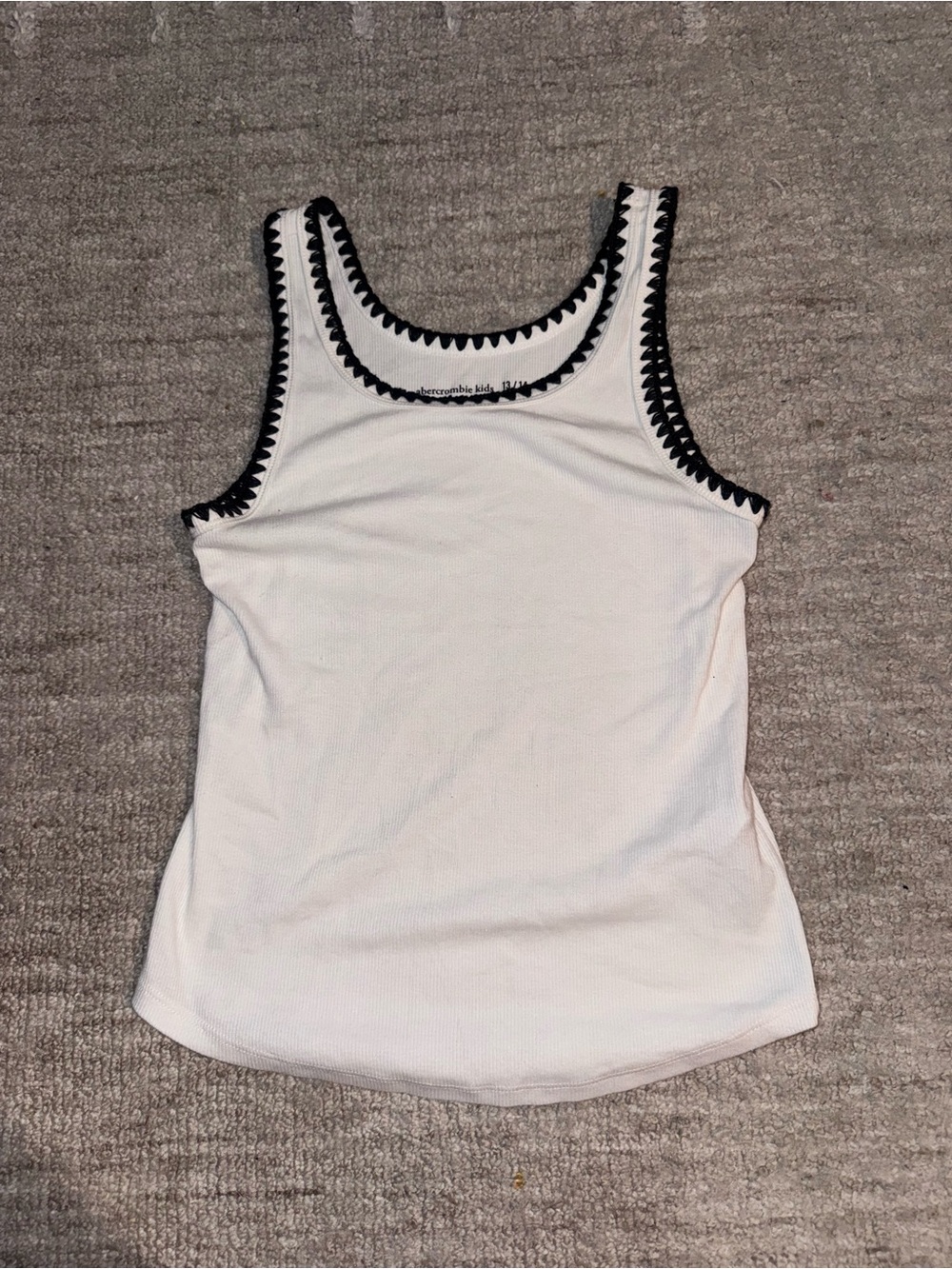 Abercrombie kids size 13/14White Tank Top with Black Trim Sleeveless Ribbed Tank